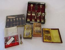 Boxed cutlery sets includes Thailand teaspoons, Tiffany cake set, Hartglanz-Vergoldung Rose design