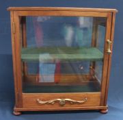 Antique style table top display cabinet 40cm wide x 23cm deep x 43cm tall