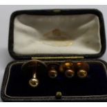 Cased set of 3 + 1 18ct gold shirt studs by J R & S 8.8g