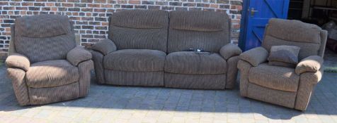 La-Z-boy electric recliner sofa & 2 armchairs (one an electric recliner with wiring currently