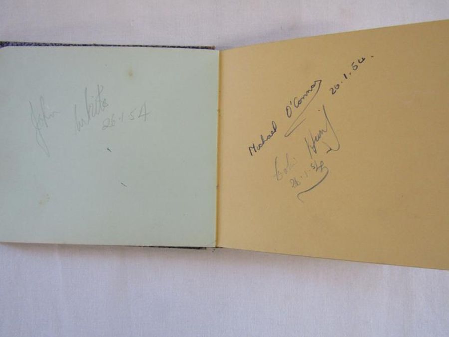 Autograph book containing signatures from West Ham Hammers Speedway racers 1952 possibly other - Image 5 of 8