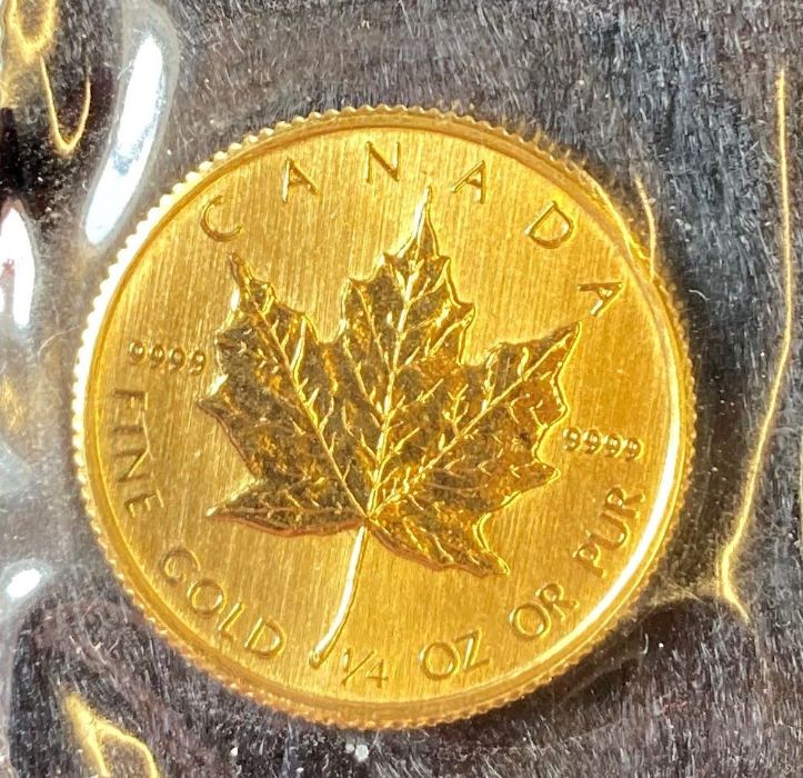 1985 Canadian 10 dollar quarter ounce gold coin in a plastic pouch - Image 2 of 2