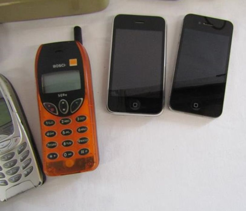 GPO 746 rotary dial telephone and a selection of mobile phones including Nokia, Iphone 3g & 4s and - Image 3 of 6
