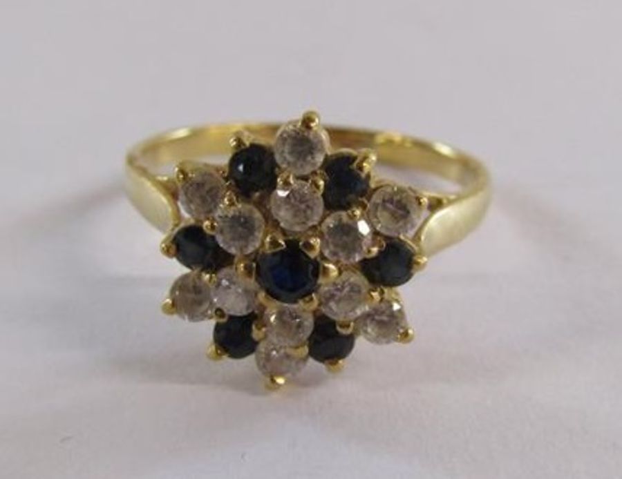 18ct gold cluster ring with spinel and possibly sapphire setting - ring size O - advised Cyprian - Image 5 of 6