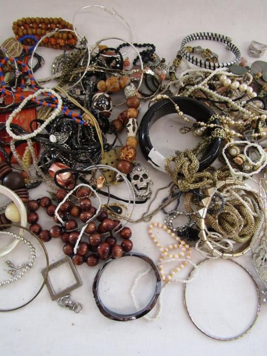 Mixed collection of costume jewellery - Image 3 of 4