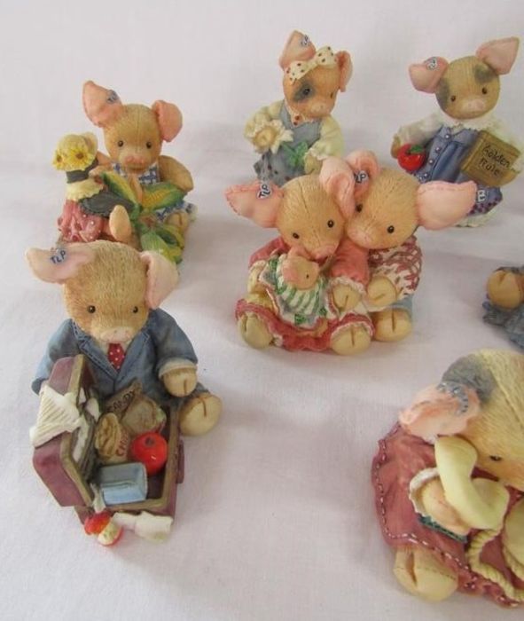 12 1994 Enesco pigs from the 'This Little Piggy' range designed by Mary Rhyner-Nadig - Image 2 of 4