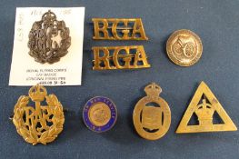 Royal Flying Corps cap badge, 2 x Royal Garrison Artillery shoulder titles, On War Service 1914,1915
