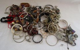 Mixed collection of costume jewellery