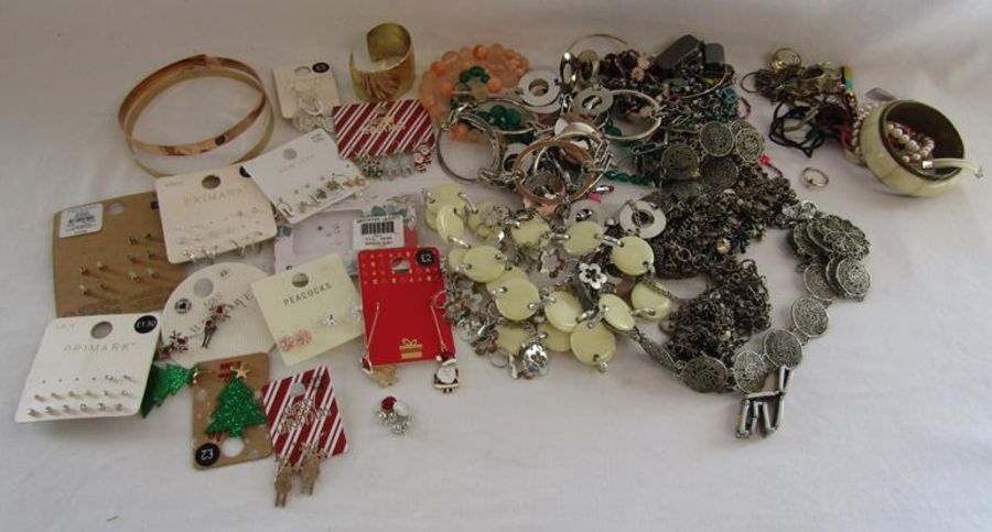 Mixed collection of costume jewellery - Image 2 of 5