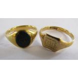 18ct gold signet ring with monogrammed bloodstone - ring size I - 3.5g and 9ct gold monogrammed