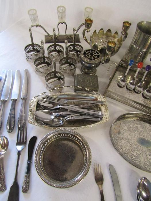 Collection of silver plate includes candlesticks, trays, dishes, cake slices etc - Image 3 of 5