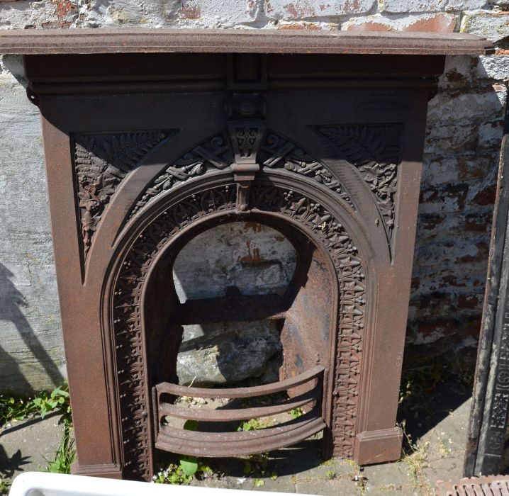 5 Victorian cast iron fire places, slate surround, Georgian H grate, hearth & a Belfast sink - Image 3 of 5