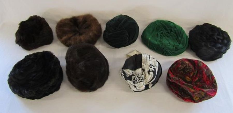 Collection of ladies vintage hats includes fur