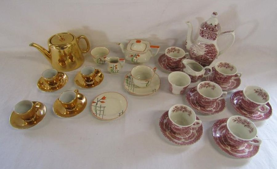 Royal Worcester gold lustre teapot with cups and saucers, Grindley Staffordshire teapot with cups
