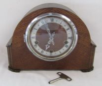 Oak mantel clock - Made in England - Patent 421434 approx. 22.5cm x 29.5cm