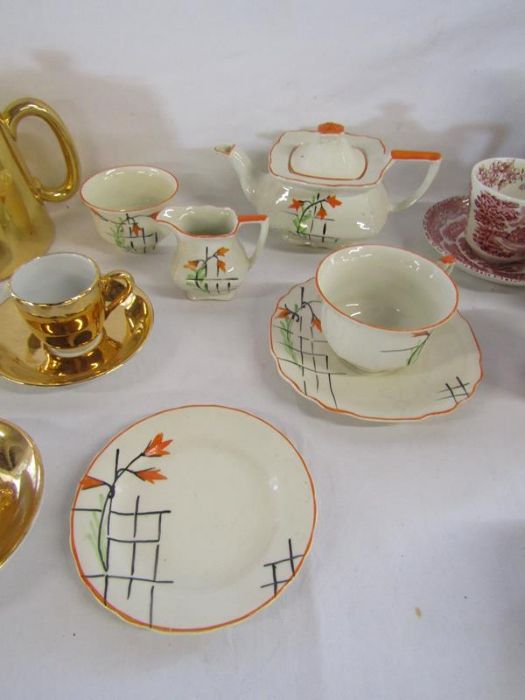 Royal Worcester gold lustre teapot with cups and saucers, Grindley Staffordshire teapot with cups - Image 3 of 4