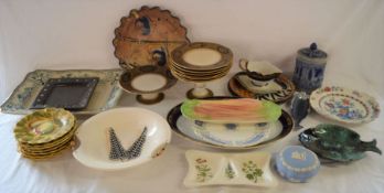 Soho Pottery Ambassador Ware (6 plates & 2 comports - some damage), Victorian meat dish, German