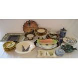 Soho Pottery Ambassador Ware (6 plates & 2 comports - some damage), Victorian meat dish, German