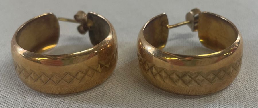 9ct gold hoop earrings, 5.47g - Image 2 of 2