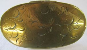 Large Georgian brass snuff box with rubbed inscription, note enclosed -  The words and pictures on