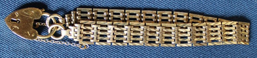 9ct gold gate bracelet 15.22g