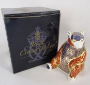 Royal Crown Derby Honeybear paperweight