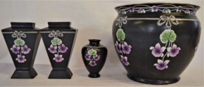 Shelley Violette jardiniere & 2 + 1 vases