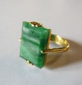 Tested as 18ct gold & jade Chinese ring size L/M 4.8g, stone size 15mm x 12mm