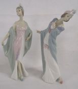 LLadro 'Sophisticate' figure 5787 approx. 26cm tall and 'Flirt' figure 5789 approx. 34cm tall