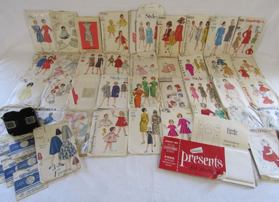 Collection of dress makers patterns also a Sawyer's view-master with discs