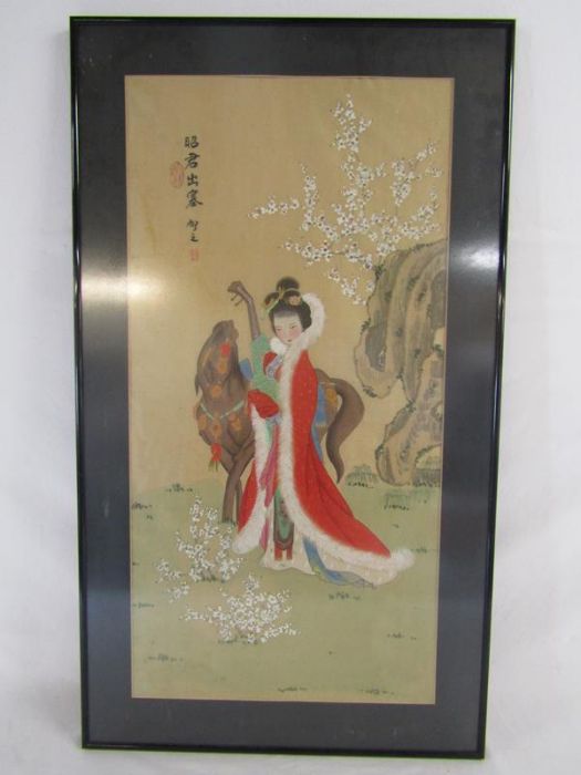 Framed Chinese silk painting depicting a horse and lady possibly Zhaojun - approx. 90cm x 52cm - Image 5 of 5