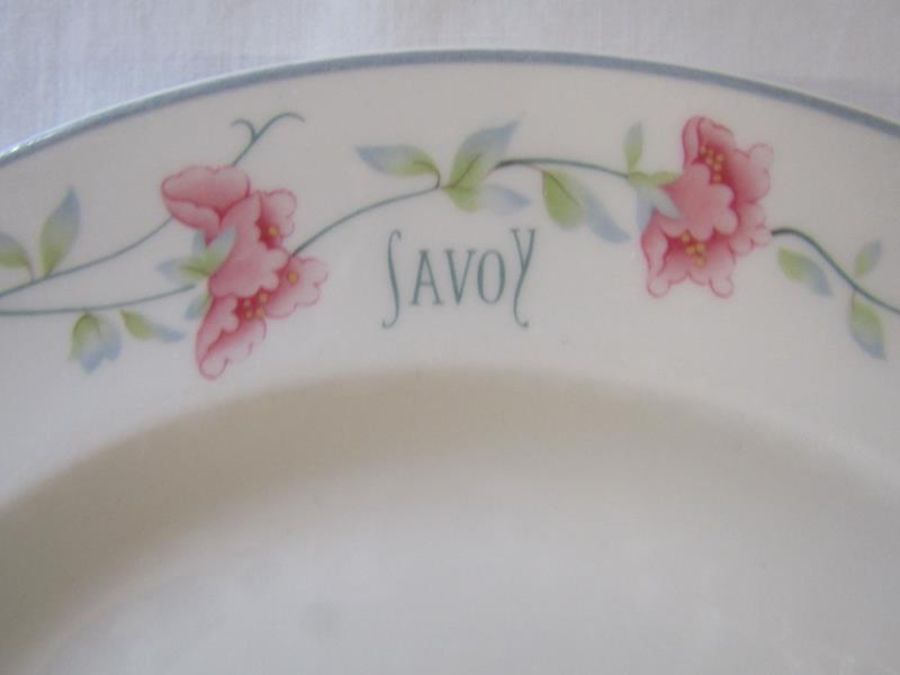 Savoy crockery used in the Savoy Hotel 2007 before it's refurbishment - consisting of 2 large and - Image 2 of 11