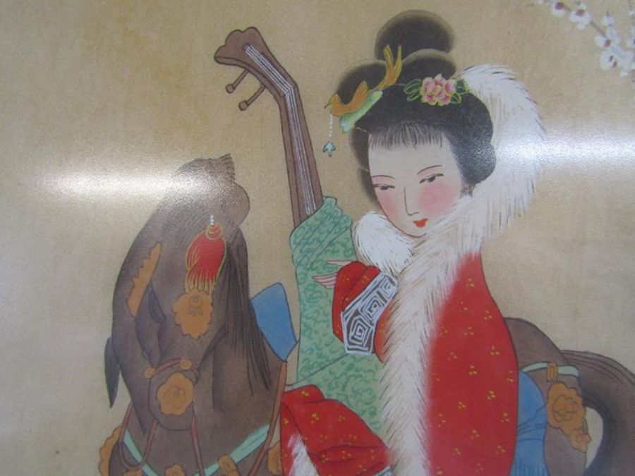 Framed Chinese silk painting depicting a horse and lady possibly Zhaojun - approx. 90cm x 52cm - Image 3 of 5