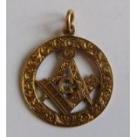 15ct masonic fob pendant marked F.R & S - total weight 4.12g - approx 2.6cm dia.