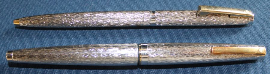 Sheaffer fountain pen with 14k nib & matching biro