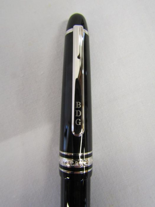 Montblanc Meisterstuck fountain pen - unused - with original box & paperwork, monogrammed BDG to - Image 6 of 8