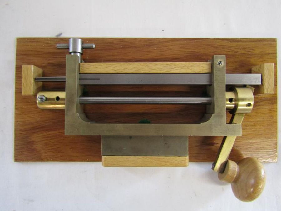 Colin Walton main spring winder with blonde wood handle - Image 3 of 4