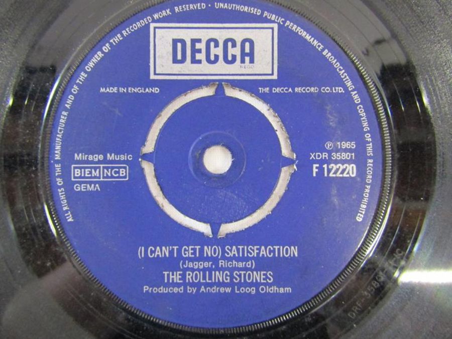 Collection of 7" vinyl 45's records - includes The Rolling Stones I can't Get No Satisfaction F - Image 4 of 19