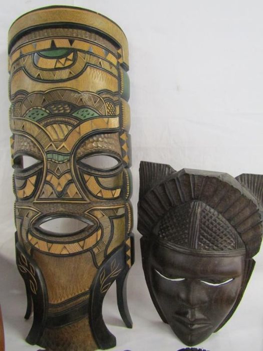 Pair of Dutch clogs and selection of African tribal masks - Image 4 of 6