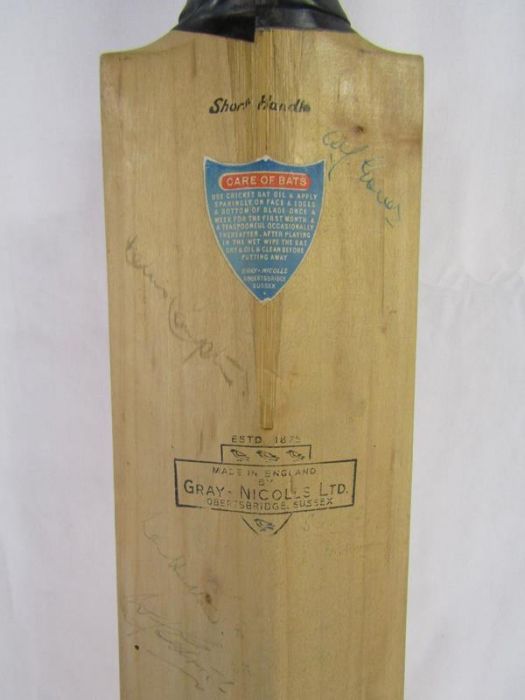 Gray-Nicolls Stewart Storey Crusader with signatures from New Zealand - Warwick - Yorkshire - Surrey - Image 14 of 18
