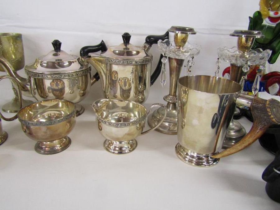 Collection of silver plate includes horn handled tankard, candlesticks, Murano style clowns (one - Image 3 of 7