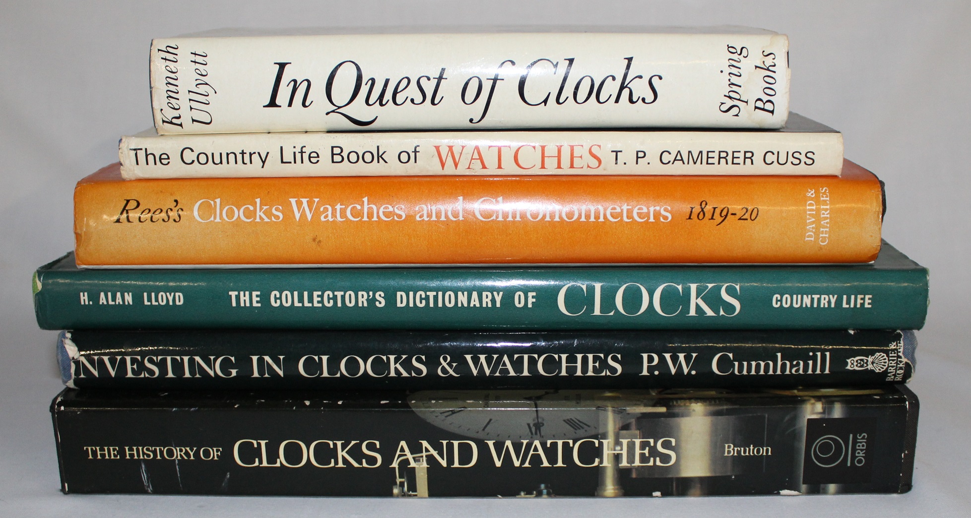 Selection of books on clocks, watches & watch making : In Quest of Clocks by Kenneth Ullyett, The - Image 2 of 2