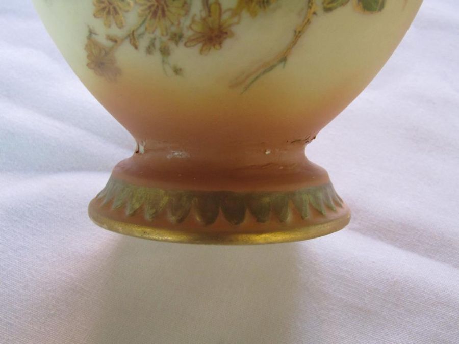 Royal Worcester Blush Ivory ewer style jug 1094, long necked vase 1661 (damage/repaired) and Empress - Image 17 of 17