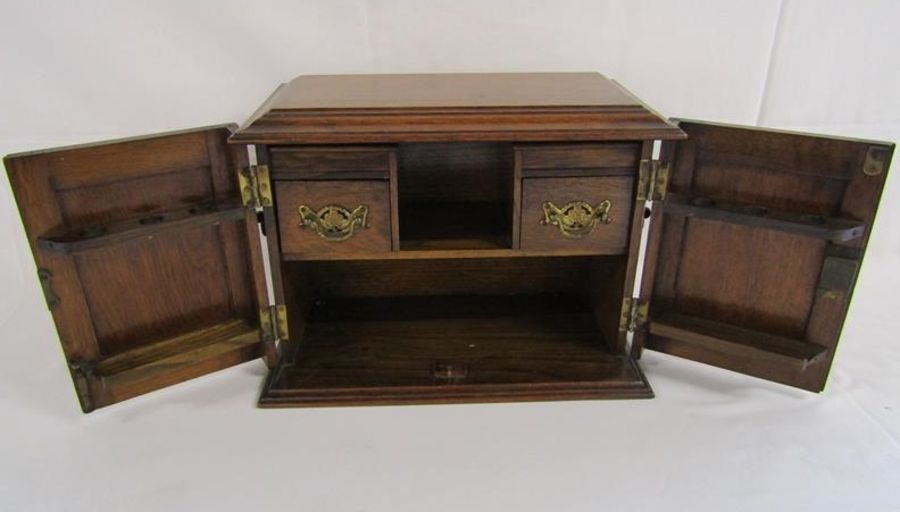 Wooden smokers cabinet with carved doors, lift up lid and inner drawers - approx. 37.5cm x 28cm x - Image 6 of 7