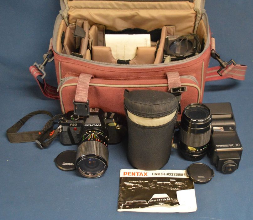 Pentax P30 SLR camera with Sirus & Sigma zoom lenses, flashes & carry case