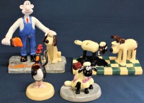 4 Coalport Wallace and Gromit figures - 'Ready For Take Off' - 'Oh What A Mess' - 'Feathers in