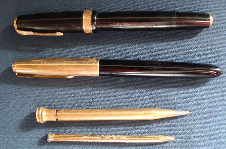 Parker Vacumatic & 1 other Parker fountain pen & Charles Letts & Co and Eversharp propelling