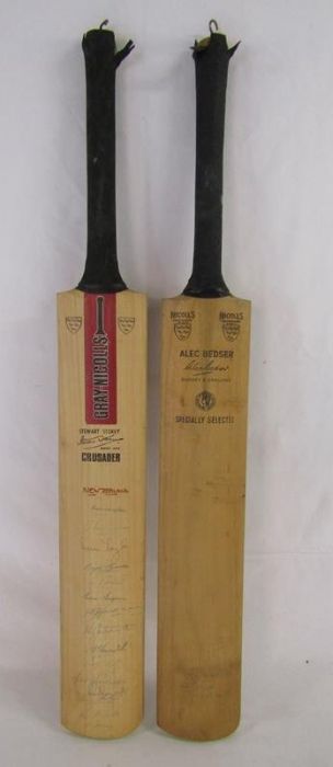 Gray-Nicolls Stewart Storey Crusader with signatures from New Zealand - Warwick - Yorkshire - Surrey - Image 2 of 18