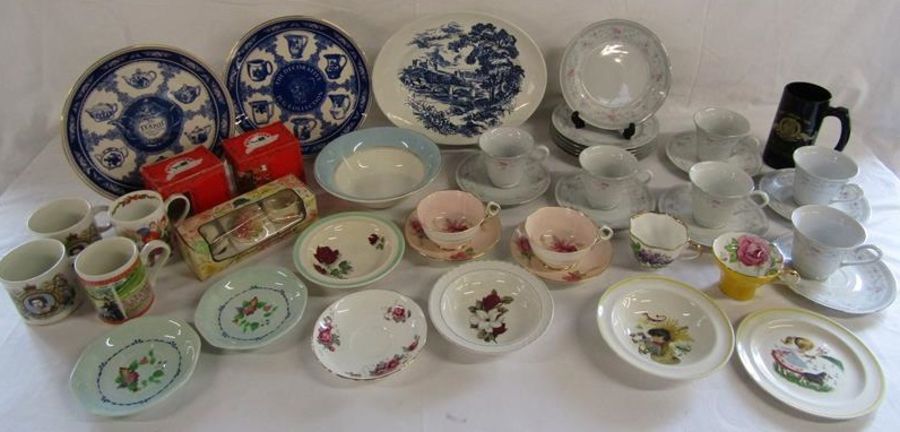 Collection of ceramics includes Ringtons plates and mugs, Enoch Wedgwood 'Countryside' plate,