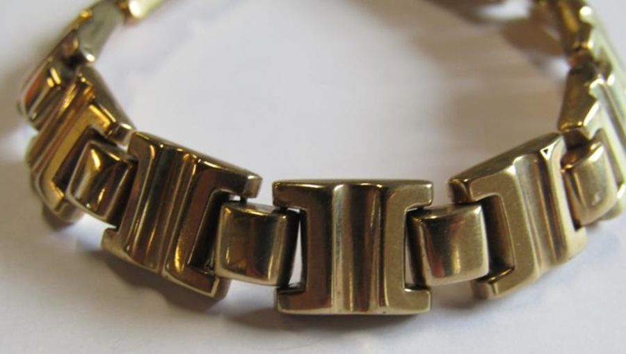 Tested as 9ct gold bracelet - marked but marks worn - total weight 14.9g - Image 2 of 3